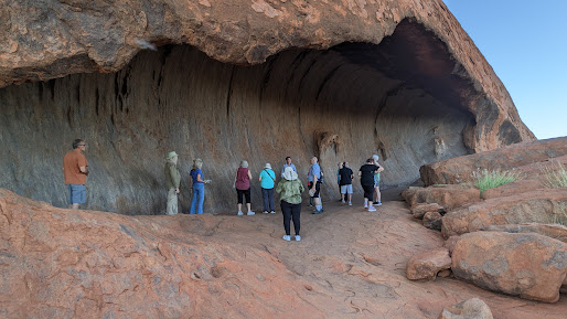 Read more about the article Walks in and around Uluru
