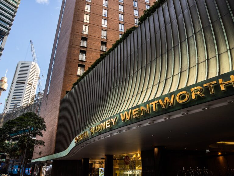 Read more about the article Off to the Hotel