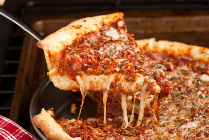 Thumbnail for Chicago-style Deep Dish Pizza [Video]