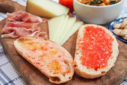 Thumbnail for Pan con Tomate (Pa amb Tomàquet, Spanish Tomato Bread)
