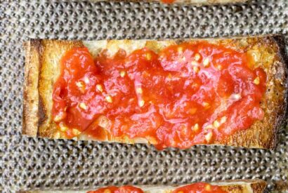 Thumbnail for Pan Con Tomate (Spanish Tomato Bread)