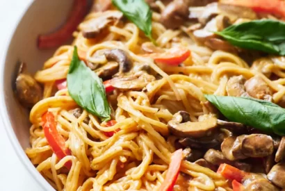 Thumbnail for Coconut Curry Noodles with Veggies [Video]