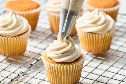 Thumbnail for Quick and Almost-Professional Buttercream Icing
