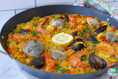 Thumbnail for Spanish Seafood Paella [Video]