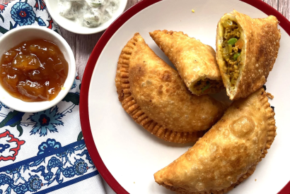 Thumbnail for Thai Curry Puffs [Video]