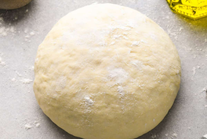 Thumbnail for Easy Homemade Pizza Dough [Video]