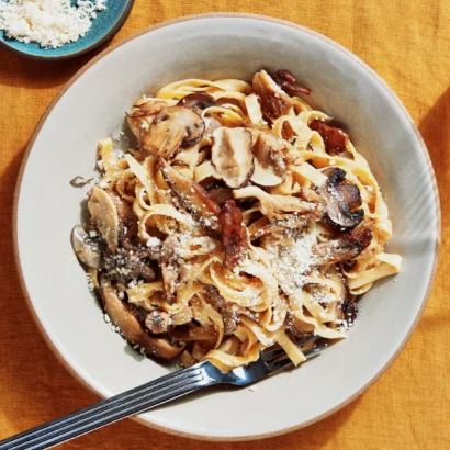 Creamy Miso Mushroom Pasta